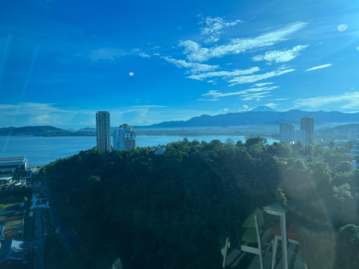 Tk Homestay - Sea View And Mount Kinabalu View コタキナバル エクステリア 写真