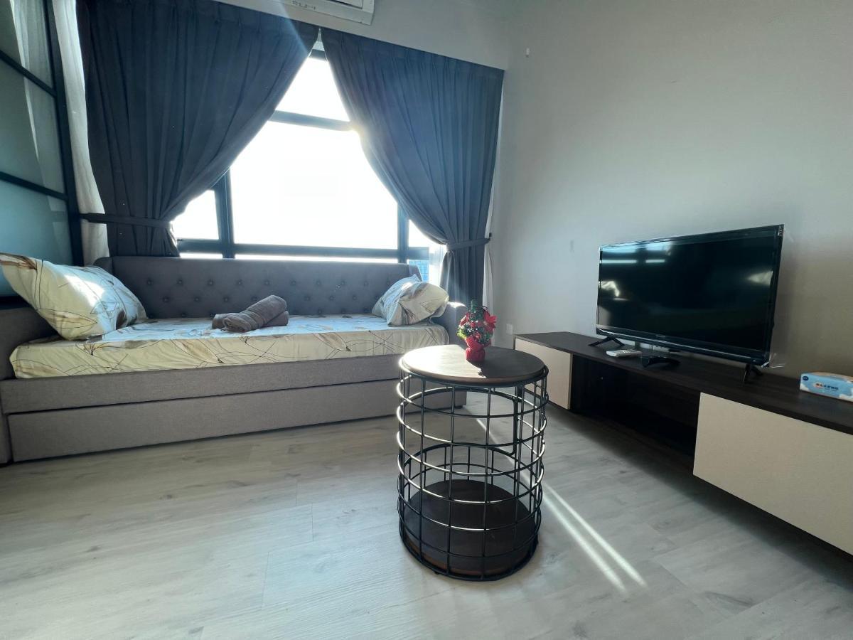 Tk Homestay - Sea View And Mount Kinabalu View コタキナバル エクステリア 写真