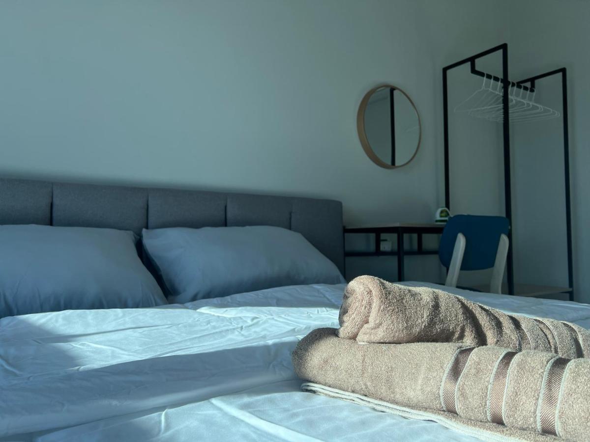Tk Homestay - Sea View And Mount Kinabalu View コタキナバル エクステリア 写真